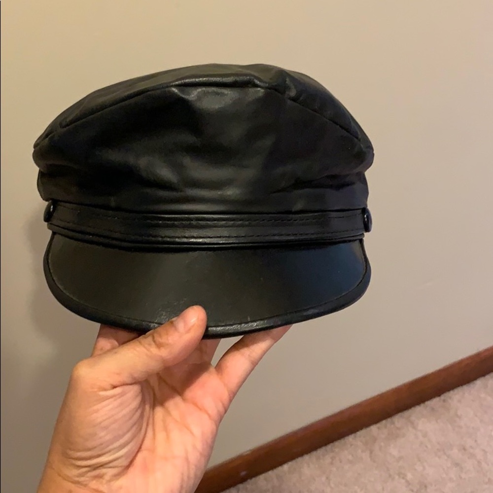 True Vintage Genuine Black Leather Baker Boy Cap